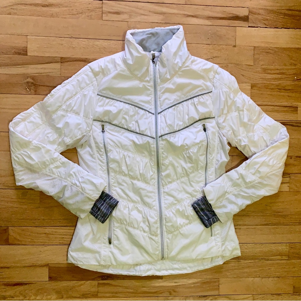White Quilted Chevron Jacket w/ Reflective Stripes – Lululemon Style 🤍